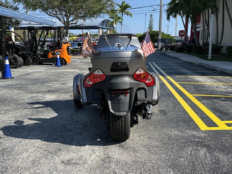 E679C0B7-25D8-403C-BD11-13183E1C666B