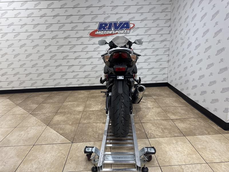 E6EC106A-219B-44E2-B062-462535E1A778