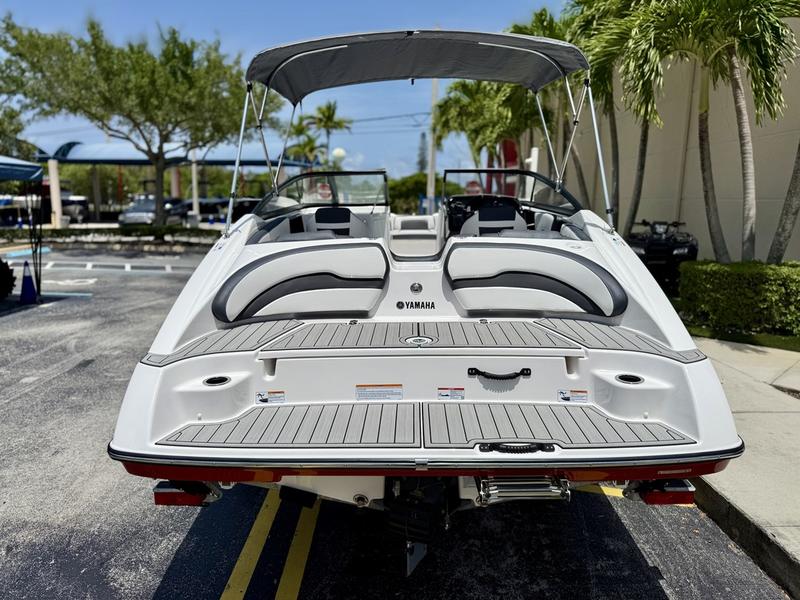 EC351D7F-6C23-45EE-8173-0007A514E4C0