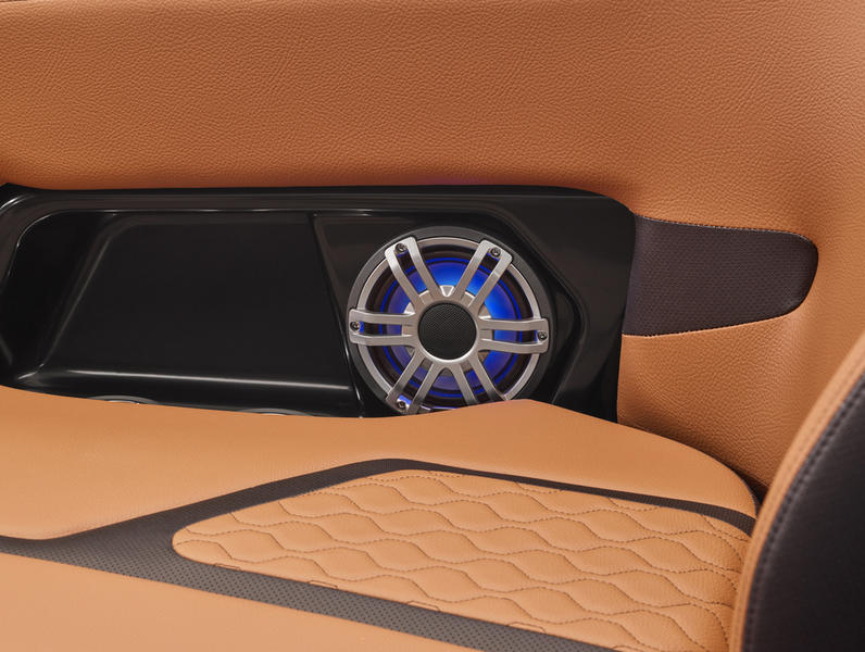 F03E7CDE-1FA2-4174-A6DE-F11C1504AF18