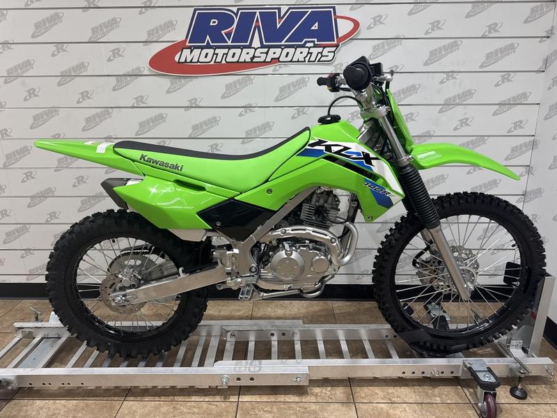 F1751C2C-C2A7-4926-B079-49AFE876EEC9