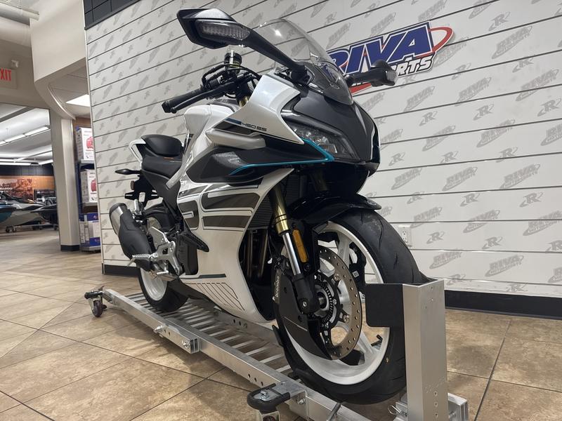 F2866114-A864-4347-B803-58AD6BDC9D93