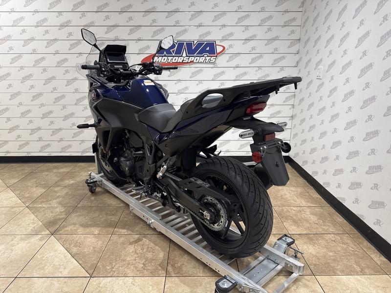 F31B4EA0-38D8-4B4E-B247-81A1C8A510CD