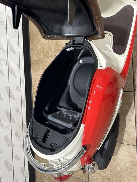 F6878FD2-EFE3-46F2-B9CB-89D7A1EF91B0