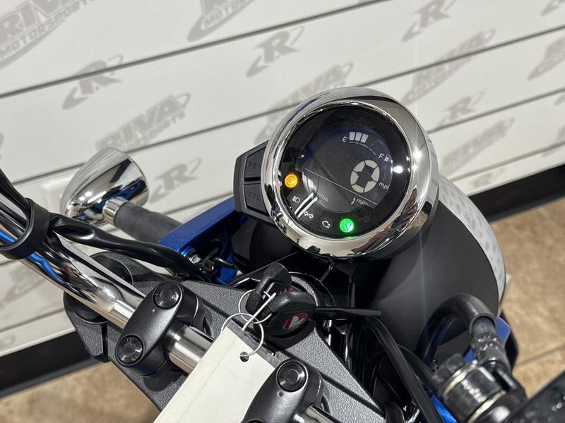 F6984662-A23F-43D5-90FC-CD2C3CDB0556