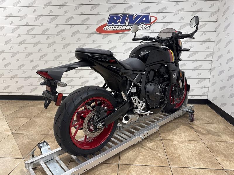 FAFAFD1F-FEDF-401A-A26D-402F91C9D112