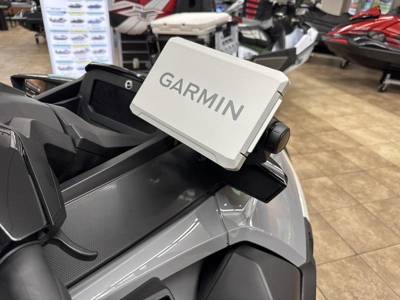 FF04E533-7077-4569-AB0D-D11E3242B5E3