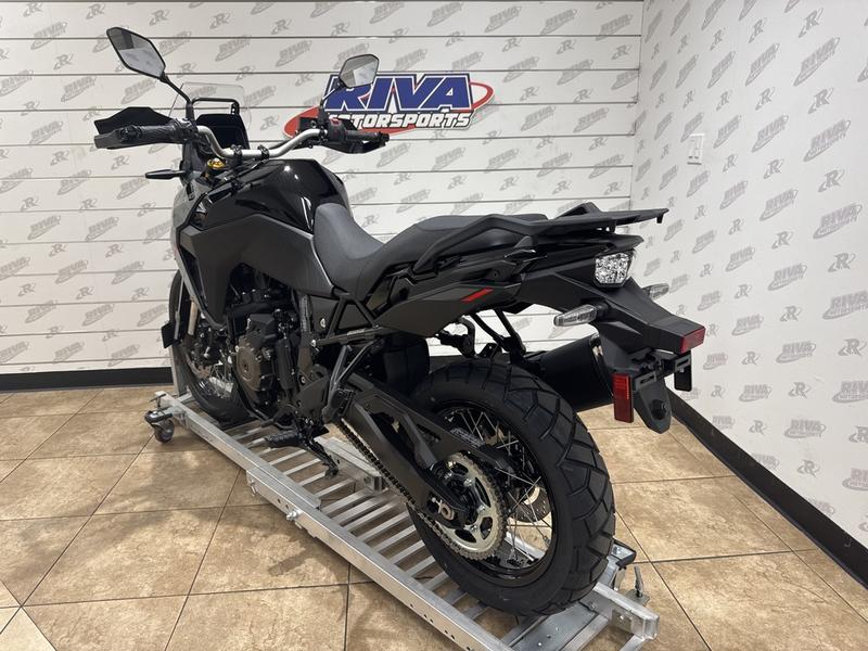 FFB4766B-E1B2-47DF-8471-BD3E2C105611